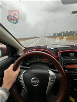 نیسان ڤێرسا